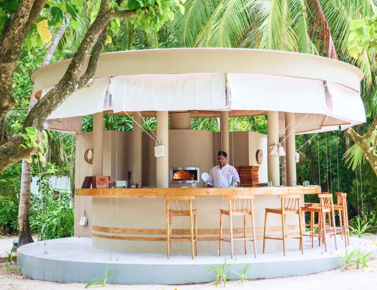 Joe&rsquo;s Pizza - An Italian restaurant in the Maldives featuring Pizza