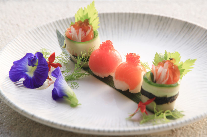 Culinary Masterclass - Interact with acclaimed chefs as they infuse their background with Maldives traditional food.