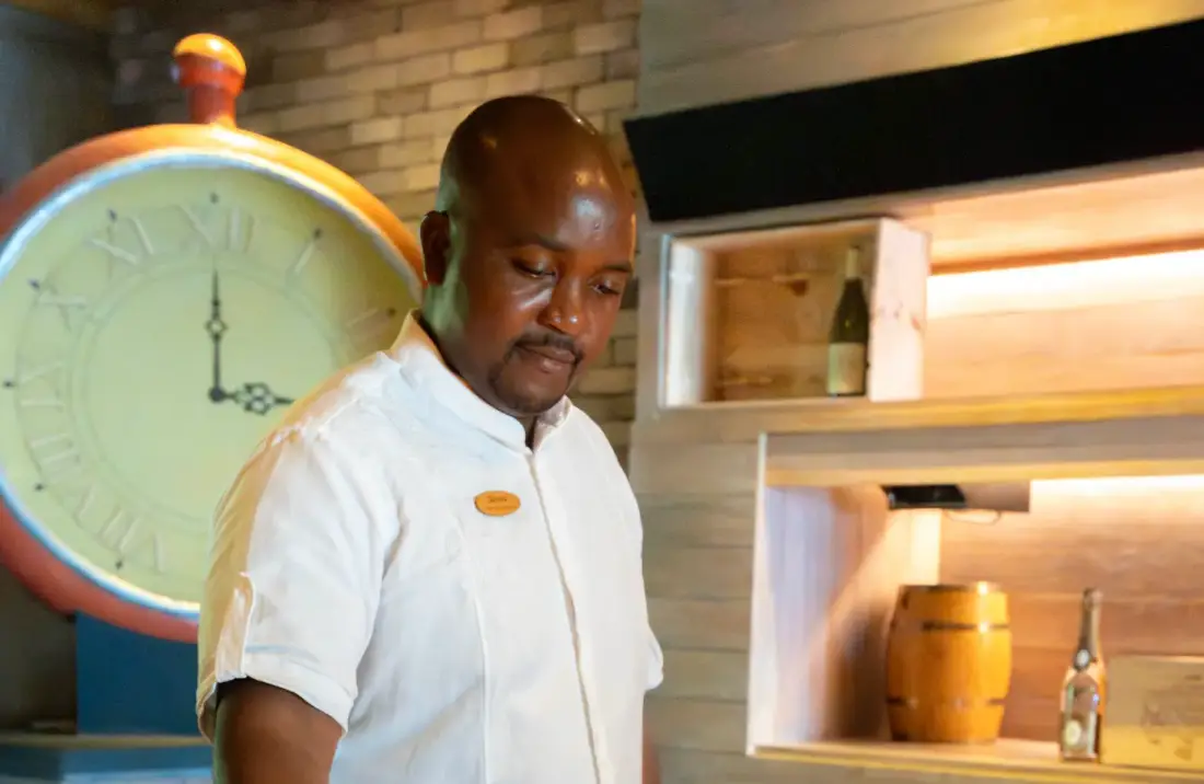 Simba, Master Sommelier